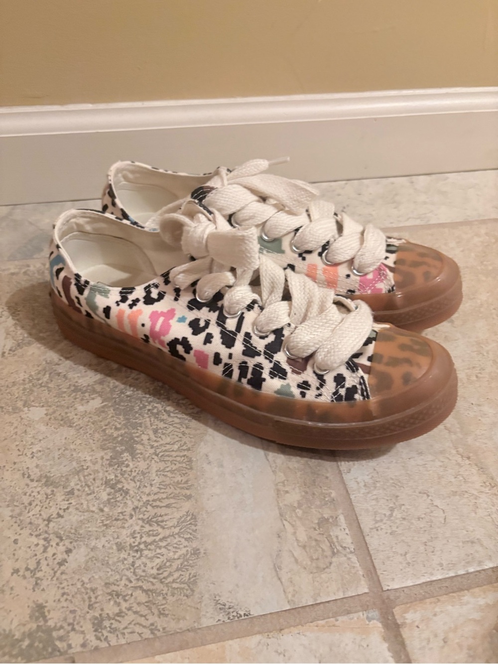 Golf le Fleur Converse 
Size 8 in Men